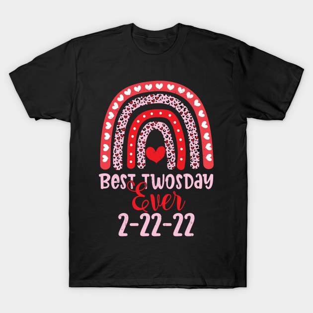 happy twosday 2 22 22 heart Happy Twosday 2022, February 2nd 2022 - 2-22-22 T-Shirt by Gaming champion